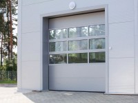 Секционные ворота