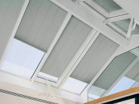 Шторы плиссе с ручкой управления на потолочные окна (до 90°)